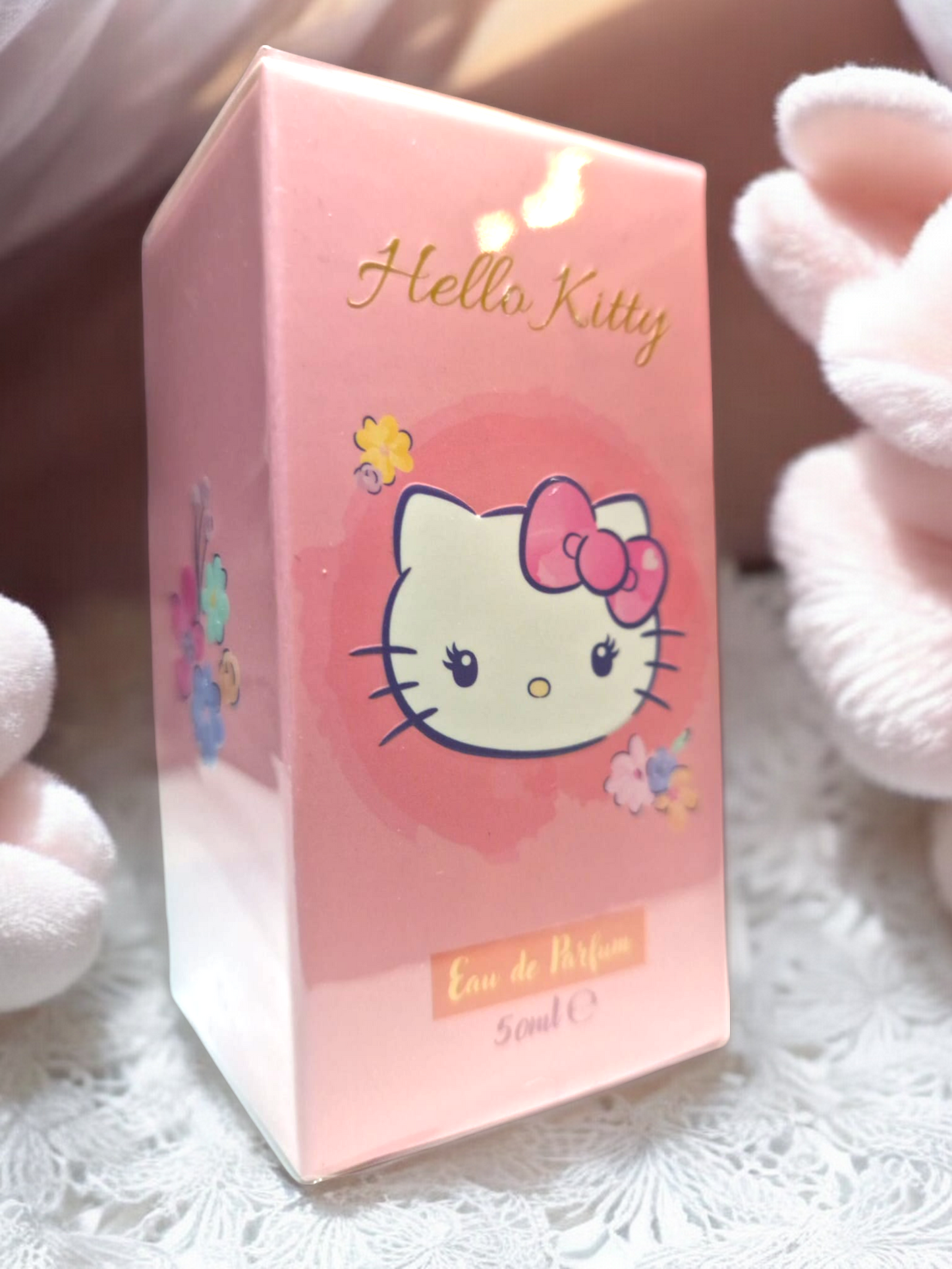 Hello Kitty I’m the rainbow 50ml Eau De Parfum – a playful and vibrant sweet candy-inspired scent